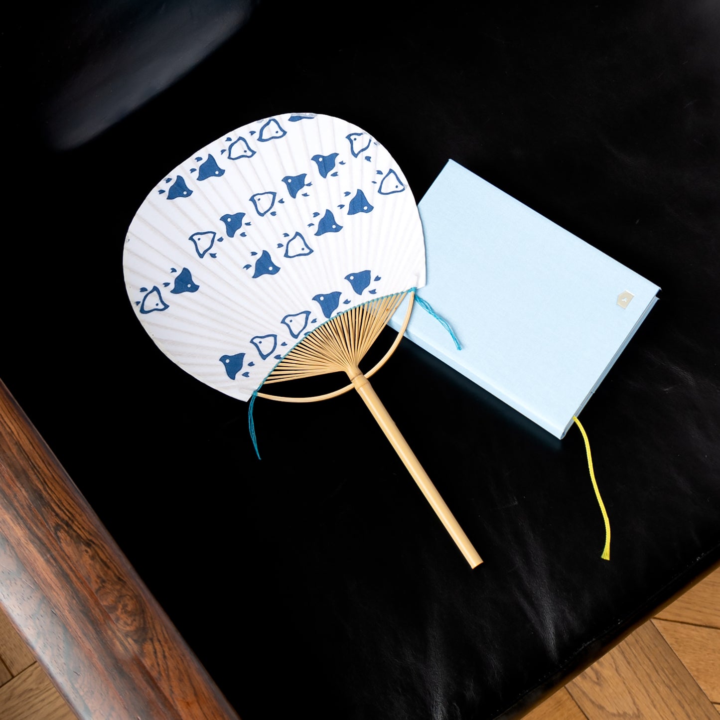 布うちわ 並び千鳥